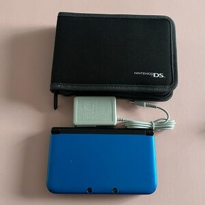 Nintendo 3DS XL Blue